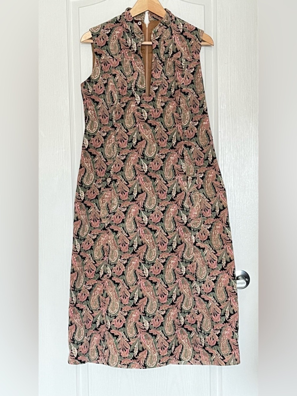 VTG Boutique Margo Paisley Corduroy Shift Dress 70s Retro Mod Mini Made in HK 10